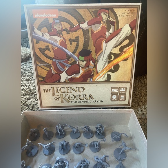 IDW Games 2017 the Legend of Korra Pro Bending Arena Deluxe Kickstarter Edition - Picture 4 of 10